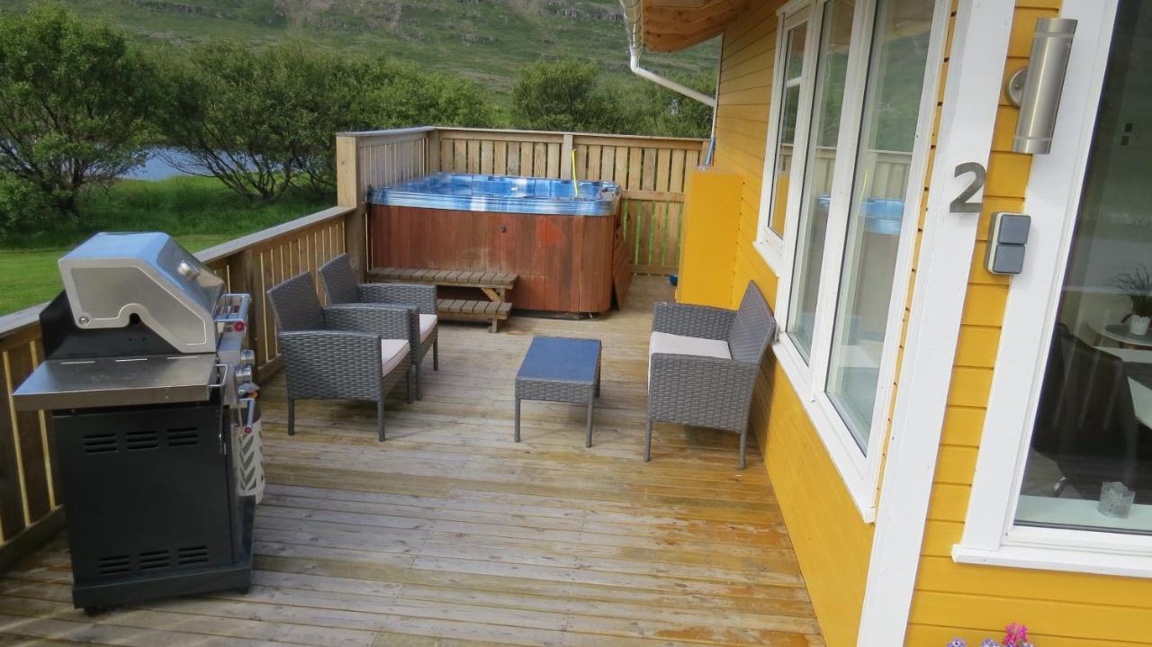 Hvammur 2 Bjarg With Private Hot Tub Drangsnes Εξωτερικό φωτογραφία